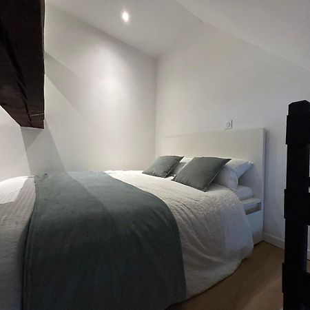 Le Repos De La Meuse Lägenhet Givet Exteriör bild
