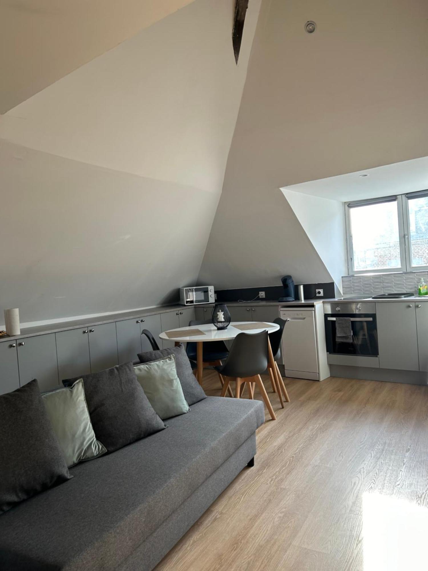 Le Repos De La Meuse Lägenhet Givet Exteriör bild