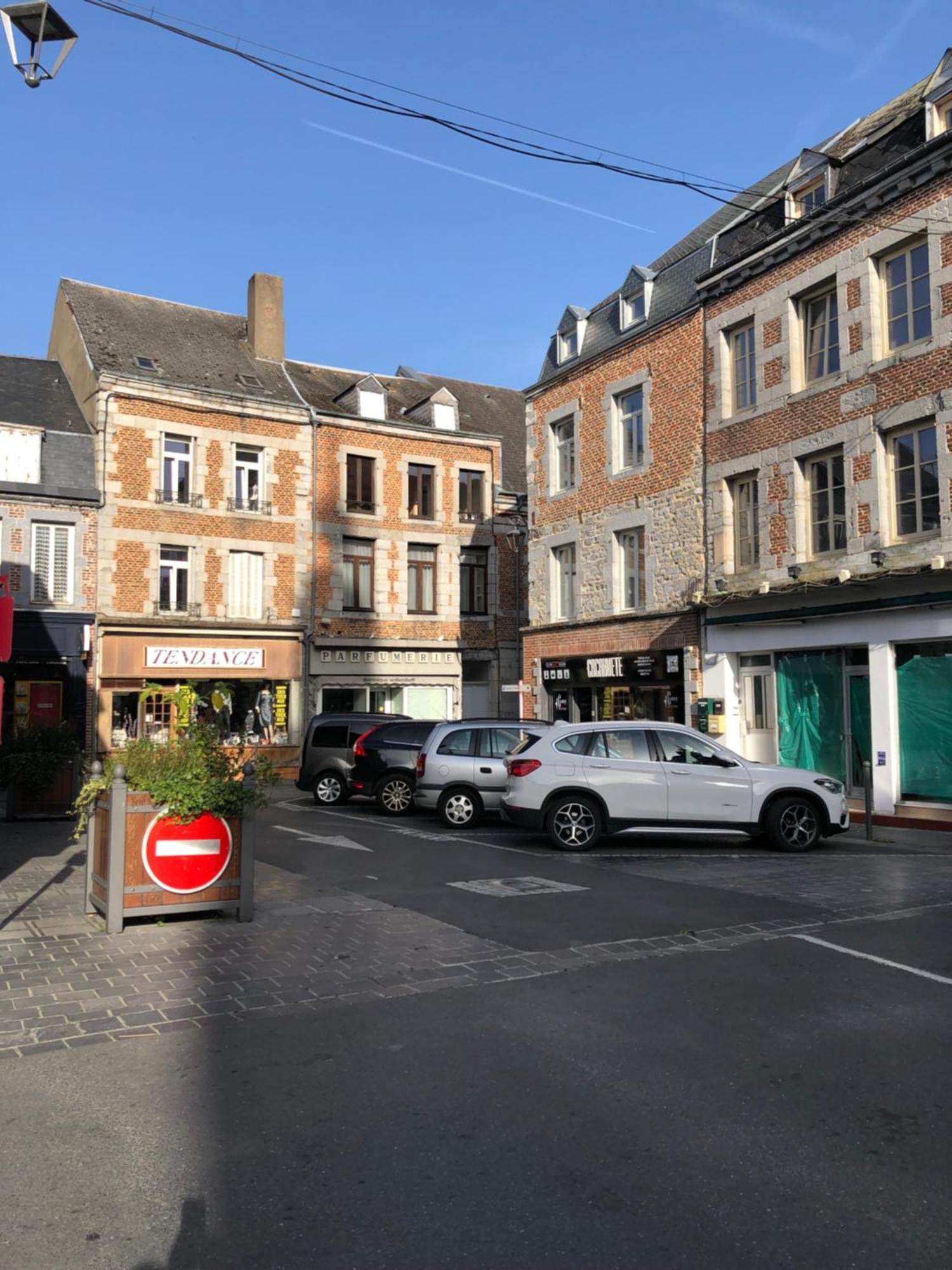 Le Repos De La Meuse Lägenhet Givet Exteriör bild